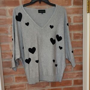 Premise Light Gray V-Neck Sweater with Black Heart Motif